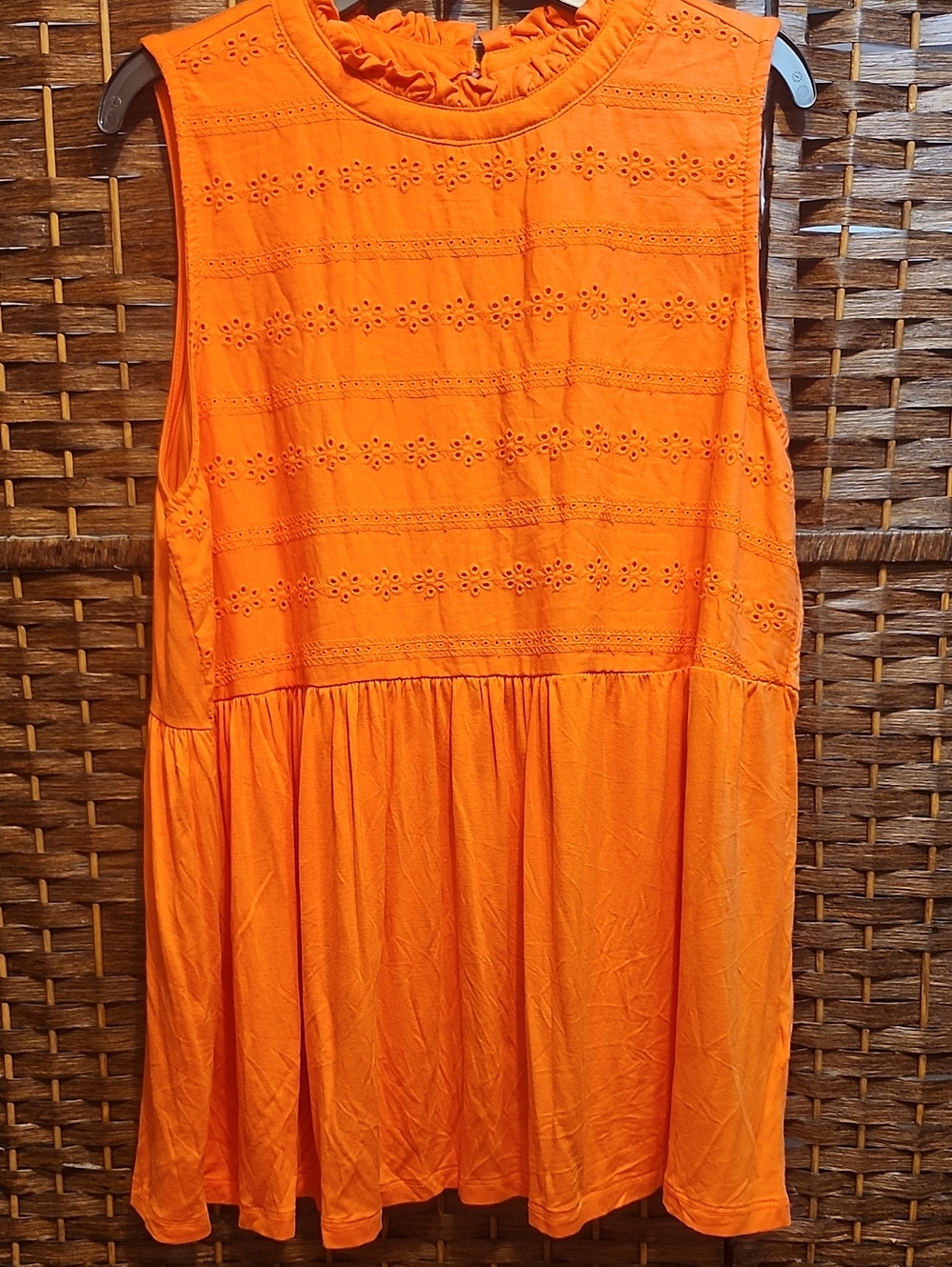 Cable & Gauge Coral Eyelet Ruffle Neck Sleeveless Top